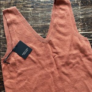NWT Simply Vera Sweater Tank